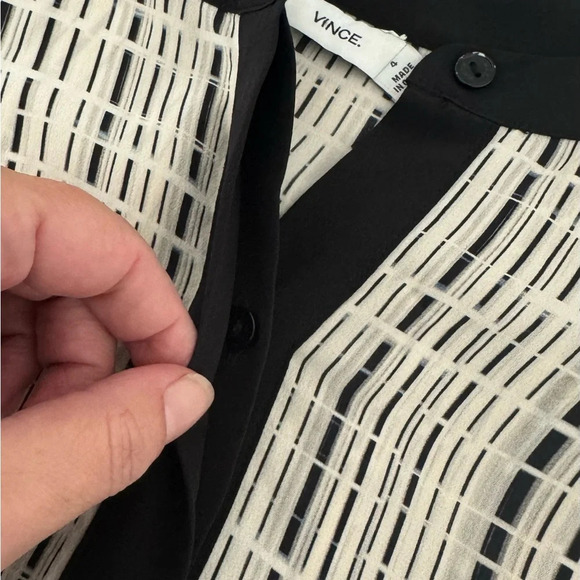 Vince Silk Print Top V Neck Elbow Sleeve Office Career Quiet Luxury 4 *Read - Picture 8 of 12